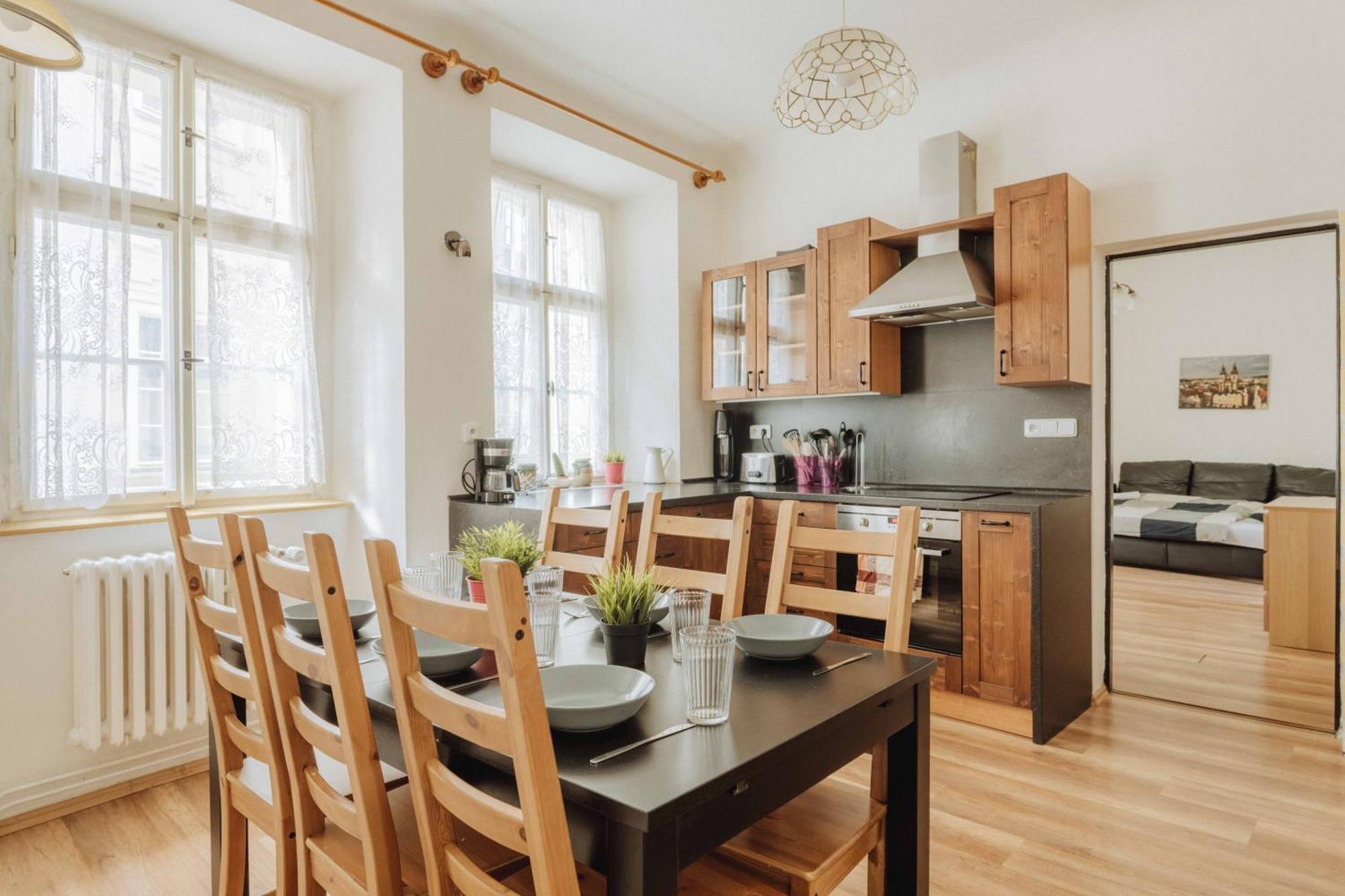 Central 3bd Old Town Square & Astronomical Clock 100 Metres * Praga