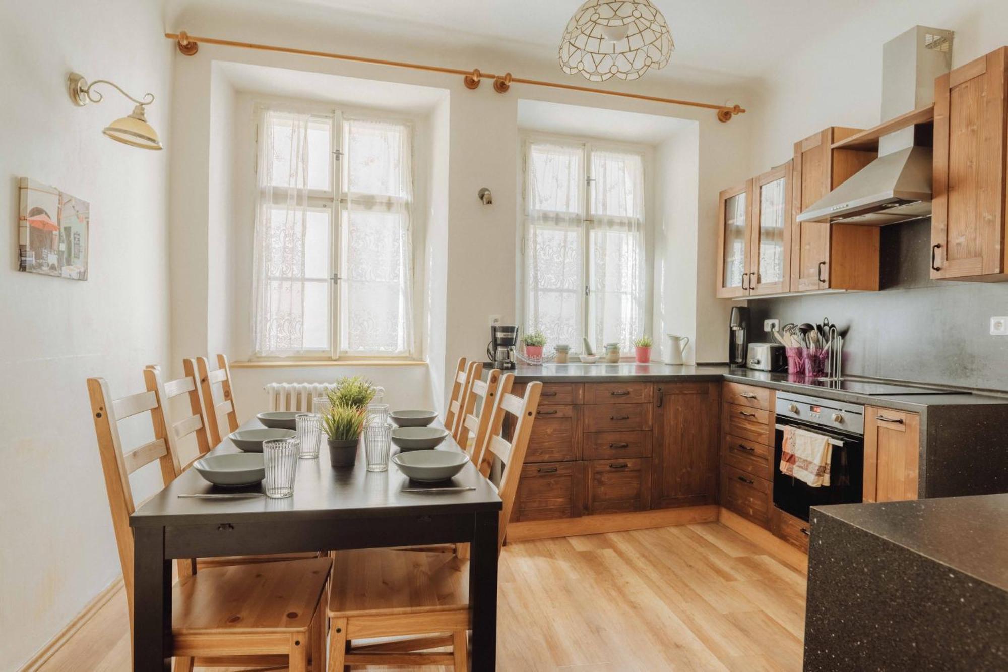 Apartamento Central 3bd Old Town Square & Astronomical Clock 100 Metres
